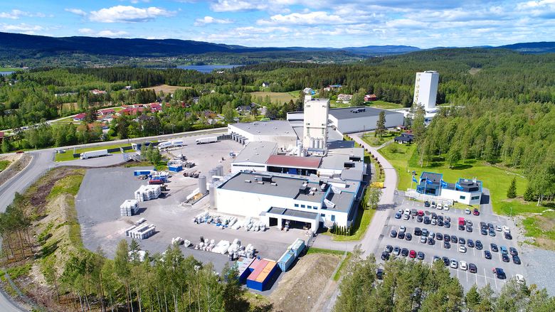 Mapei AS' anlegg på Sagstua i Nord-Odal. Dette er Mapei-konsernets 5. største fabrikk.