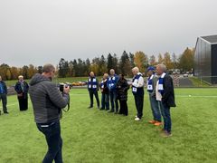 Fra venstre på pressekonferansen i ettermiddag. Oddbjørn Lager Nesje fra Arbeiderpartiet, Cecilie Pind fra Høyre og ordfører. Knut Oppegård fra Høyre og gruppeleder i kommunestyret. Nesanet Hailemariam fra Venstre. Tønnes Steenersen fra Fremskrittspartiet og varaordfører. Kjell Johansen fra Pensjonistpartiet og Paal Alexander Sjøvall fra Senterpartiet.