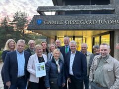 Representanter for flertallspartiene i Nordre Follo inviterer finansminister Jens Stoltenberg, Arbeiderpartiet, til å besøke kommunen.