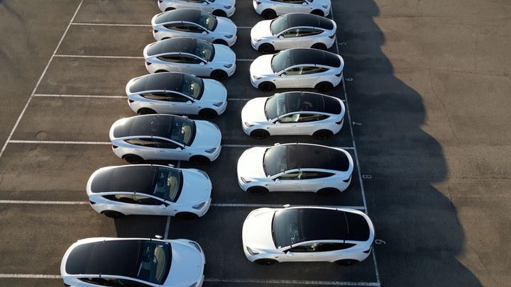 MERKETOPPEN: Tesla dominerte på merketoppen i mars og sto for 34,8 prosent av alle nye personbiler.