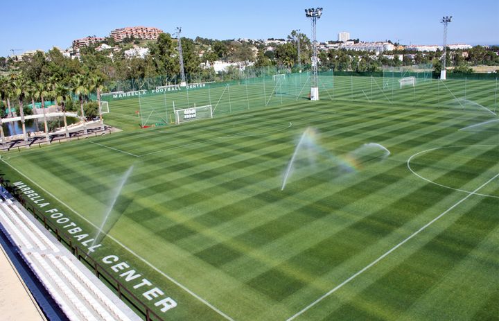 Norsk Toppfotball benytter seg av fasilitetene på Marbella Football Center i Spania.