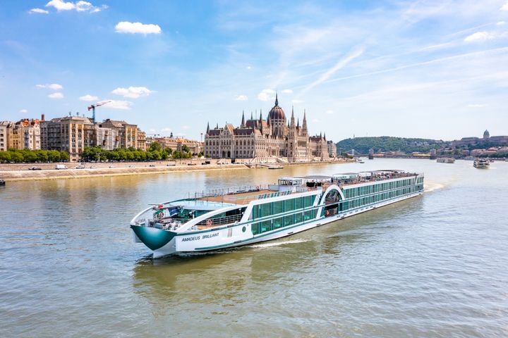 Escape Travel er Norges største på elvecruise, og tilbyr også temareiser, cruise og aktive reiser.