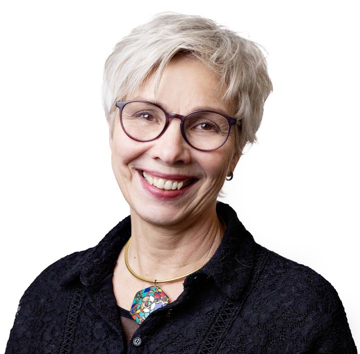 Cecilie Kopperud fra Escape Travel blir gudmor for et nytt elvecruiseskip som skal seile på Seinen.