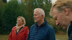 Jonas' far og stemor ved åstedet.