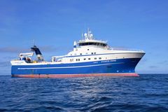 Nye Giske Havfiske eier og driver tråleren FT Atlantic Viking, som fisker hovedsakelig i norske farvann. Mesteparten av aktiviteten for skipet er trålfiske etter hvitfisk, men også rekefiske i perioder.