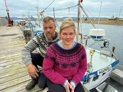 Selv om ektepartet Tor Harry Breivik og Gun-Karoline Breivik har hver sine sjarker, har de valgt å fiske sammen en båt av gangen.