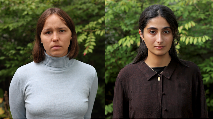 Leder i Spire Thea Birgitte Erfjord og Sosen Nazim Jamil fra Spire med et alvorlig ansiktsuttrykk foran en grønn bakgrunn