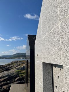 "Dager og Netter", av Sarkis Zabunyan, Hadsel kommune; Nordland.