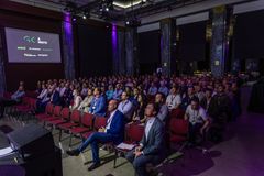 Energiteknisk konferanse samler over 200 deltakere for å diskutere energieffektivisering.