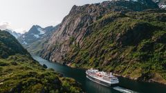 Havila Pollux i Trollfjorden.