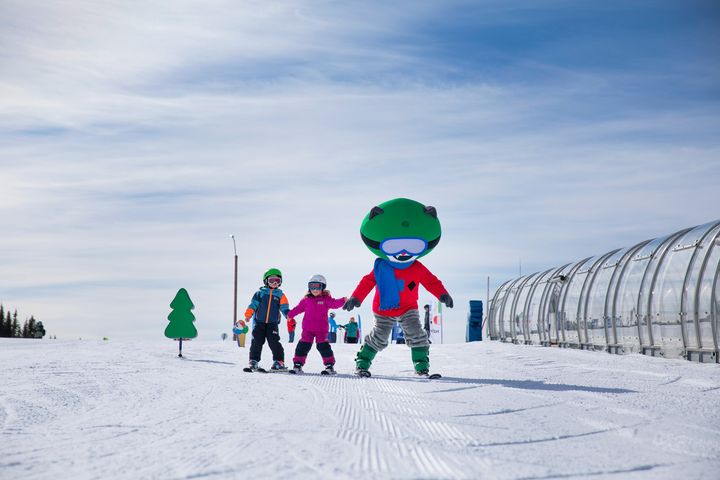 Maskoter og familietilbudet er en viktig del av opplevelsen for barna i Hafjell og Kvitfjell.