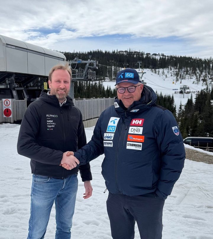 Kommersiell leder i Alpinco, Jonas Bjørnerud, og sportssjef for alpinlandslaget, Claus Ryste er fornøyde med å videreføre samarbeidsavtalen.