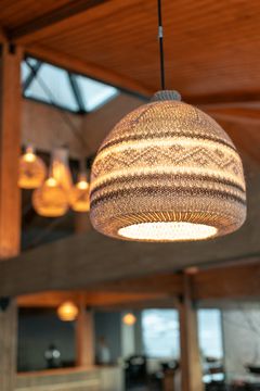 Hver detalj er nøye valgt for å skape en lun og innbydende atmosfære.