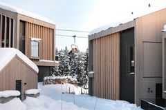 Leilighetene på Origo i Kvitfjell er organisert som et tun, med praktisk parkeringskjeller og kort vei til alle fasiliteter.