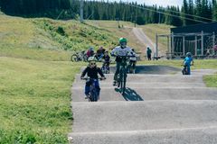 Det har vært mye liv på Gondoltoppen gjennom sommeren. Pump track og omkringliggende "Mesteraktiviteter" er gratis for alle