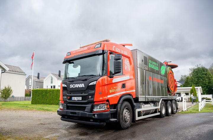 BIOGASS: VA365 og Br. Stenskjær har tatt i bruk sine første Scania med biogass som drivstoff.