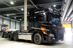 Denne Scania 560 G 8x2/*6 kombinerer smidighet med økt nyttelast.