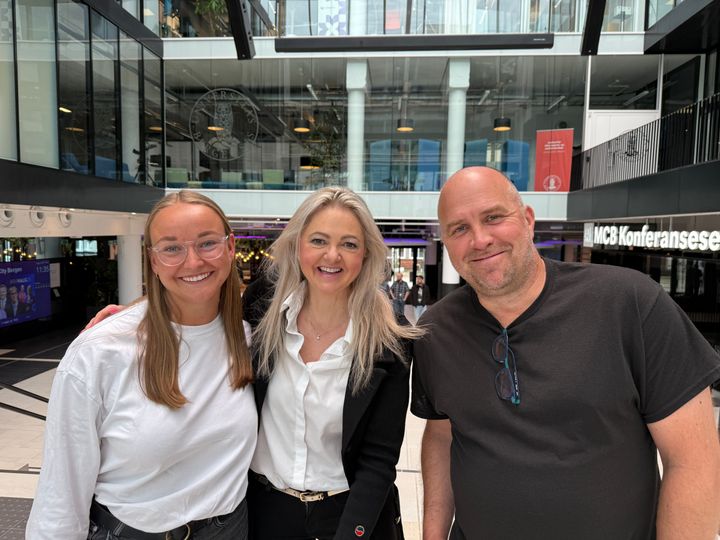 Strategisk samarbeid: Innovasjon Norges kontor i Silicon Valley skal samarbeide med Aparta for å skape vekst i nye markeder. (Fra venstre: Ingrid Hammer, Innovasjon Norge; Eilin Schjetne, Aparta; Alexander Bergo, Innovasjon Norge)