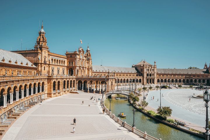 FNs fjerde konferanse for finansiering for utvikling avholdes i Sevilla i Spania.