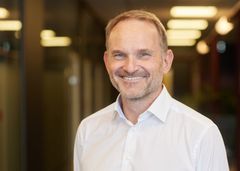 – Susanne Sundfør har gjennom hele sin karriere vært en kompromissløs og nyskapende kunstner med tydelig egenart. Hun representerer på mange måter selve idealet bak denne prisen, sier Karl Vestli, administrerende direktør i TONO.