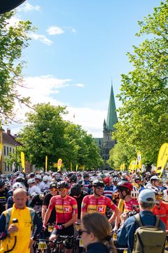 FØR START: Over 3600 syklister hadde meldt seg på tidenes sykkelfest i Trondheim.