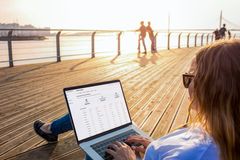 Med feriepenger i juni er det en fin mulighet til å komme ajour med regninger og betale inkassosaker. Inkassoregisteret anbefaler å betale de små kravene først.