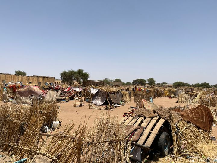 Kolerasmitten i sprer seg flyktlingleirer, som her i Tawila i Nord-Darfur, og til flere steder i Sudan på grunn av krigen i landet.