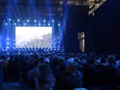 Storsalen på Verftet i Bergen var full da nye kollegaer fra Bravida og Thunestvedt Konsern samlet seg for å bli bedre kjent i august.