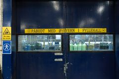 PASS PÅ SYNET: Bruk alltid vernebriller der det er påkrevd!