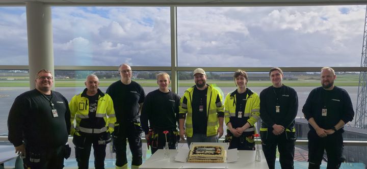 SERVICETEAMET%3A%20Marius%20Fj%E6rli%2C%20Rolf%20Sivertsen%2C%20Piotr%20Majewski%2C%20Nicklas%20Kersbergen%2C%20Andre%20Westre%2C%20Gregor%20Andersen%2C%20Andre%20Rettore%20og%20Dan%20Vegard%20Riise%20i%20Bravida.