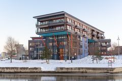Arkitektkontoret Kari Nissen Brodtkorb AS, Leiligheter og næringslokale, Sørenga, Oslo, oppført 2017.