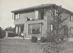 Kirsten Sand, Enebolig på Skøyen, Oslo, oppført i 1933.