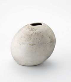 Anne Udnes, Vase for Maaemo, 2015.