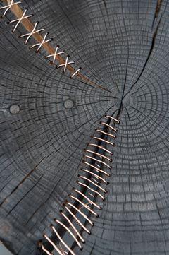 Detalj av verket «På leting etter Mukamusaba – En eksperimentell opera» under produksjon (2025).