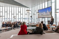 Deichman Bjørvika (2020) Arkitekt: Lundhagem og Atelier Oslo samt interiørarkitekter AS Scenario