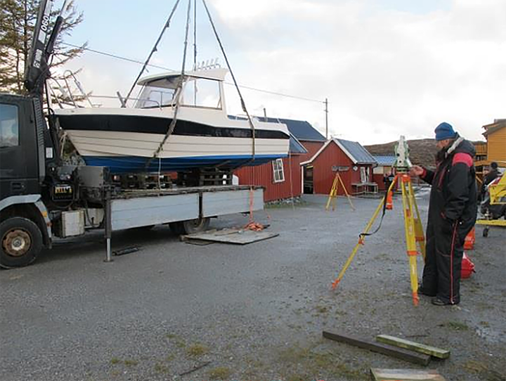 Fra oppmålingen av fritidsbåten Dolmøy 230 Fisker etter ulykken med Viking 7 i 2014.