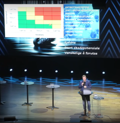 Fra Hamar Arbeiderblads Debatt om beredskap på Hamar 6.10. Espen R. Nakstad holdt innlegg om viktigheten av å trene på beredskap.