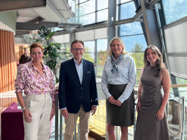 Lotte Ebbeskov, Nordic Procurement Category Manager, Telenor. Torbjørn Wist, konserndirektør og Group CFO, Telenor. Susanne Stenhager Åberg, CCO, ISS Northern Europe. Trine Høstmark Solhaug, Director Solution Sales, ISS Norge.