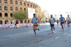Nils Ingar Aadne debuterte med en meget sterk tid i Valencia maraton søndag