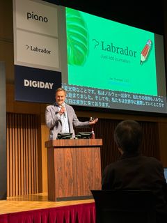 CEO Jan Thoresen i Labrador CMS under Digiday Publishing Summit 2025 i Tokyo