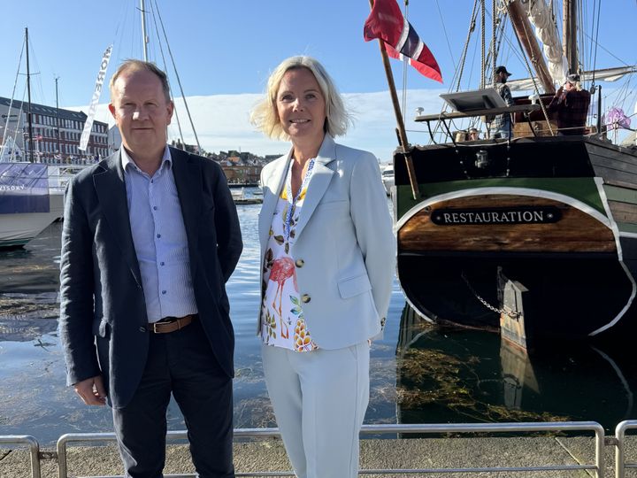 Lars Peder Solstad, CEO i Solstad Offshore, og Lisa Edvardsen Haugan, CEO i Kongsberg Maritime, fotografert under ONS i Stavanger.