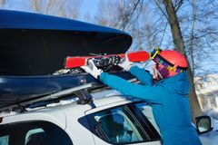 Har du skiboks er det viktig å vite hvor mye taket tåler, hvor mye takstativet tåler og hvor mye skiboksen tåler av vekt.