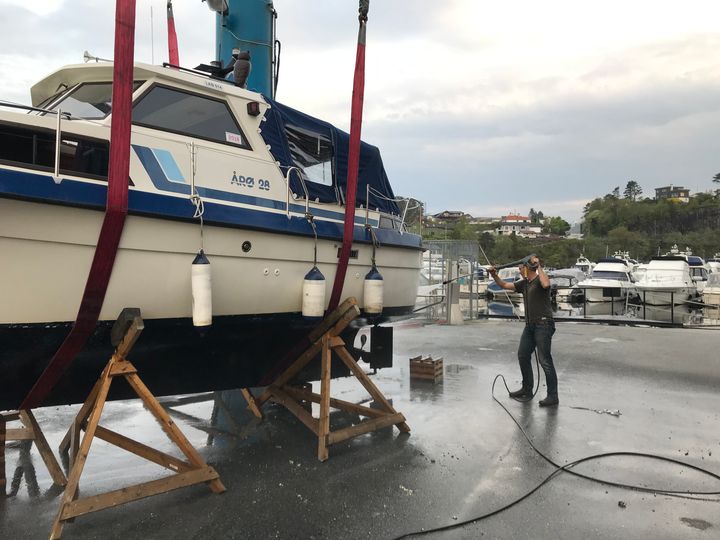 En skikkelig vårpuss forebygger skader på fritidsbåten.