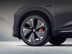 Dekk og hjulbuer NIO EL6