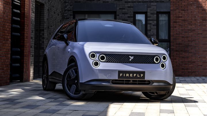Bildet av bilen firefly select