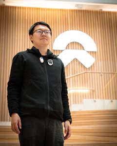 Haoran Zheng besøker NIO House Oslo