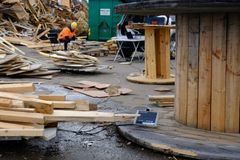 I CircWOOD har forskerne blant annet kartlagt mengder og kvaliteter av returtre, og hvordan materialet kan brukes videre.