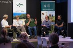 Panelsamtale: VIPS i 2030 – hvordan være relevant for bonden i framtida? Diskusjon om hvordan VIPS må endres for å forbli et godt verktøy for rådgivere og bønder i framtida. Ordstyrer: Anne Kari Heen. I panelet: Nina Trandem (NIBIO), Håvard Johansen Lindgaard (NLR), Ingeborg Hogne (NIBIO) og Kristian Løwe, bonde.