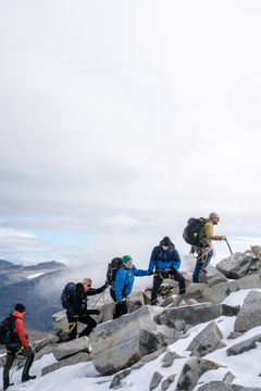 Interoptik arbeider for sosial bærekraft og inkludering, som hjelper svaksynte på tur