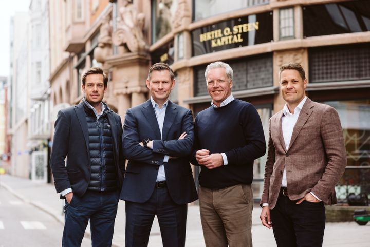 Fra venstre: Henrik Lund, Head of New Energy Klaveness Marine, Haakon H. Jensen, administrerende direktør Bertel O. Steen Kapital, Cato Haug administrerende direktør i HCA Melbye, Trond Solberg Investment Director i Farvatn. Kistefos kunne ikke stille til foto